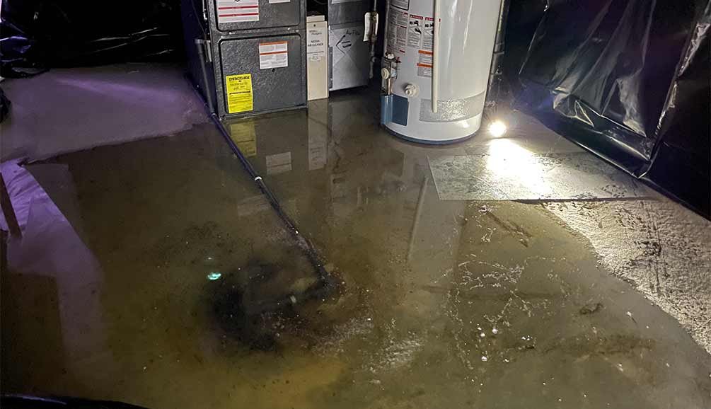 flooded basement emergency plumbing issues in toronto
