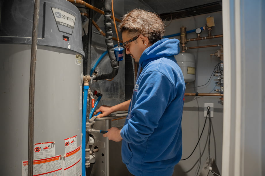 Water Heater Repairs and Replacements - Everest Drain & Plumbing Etobicoke