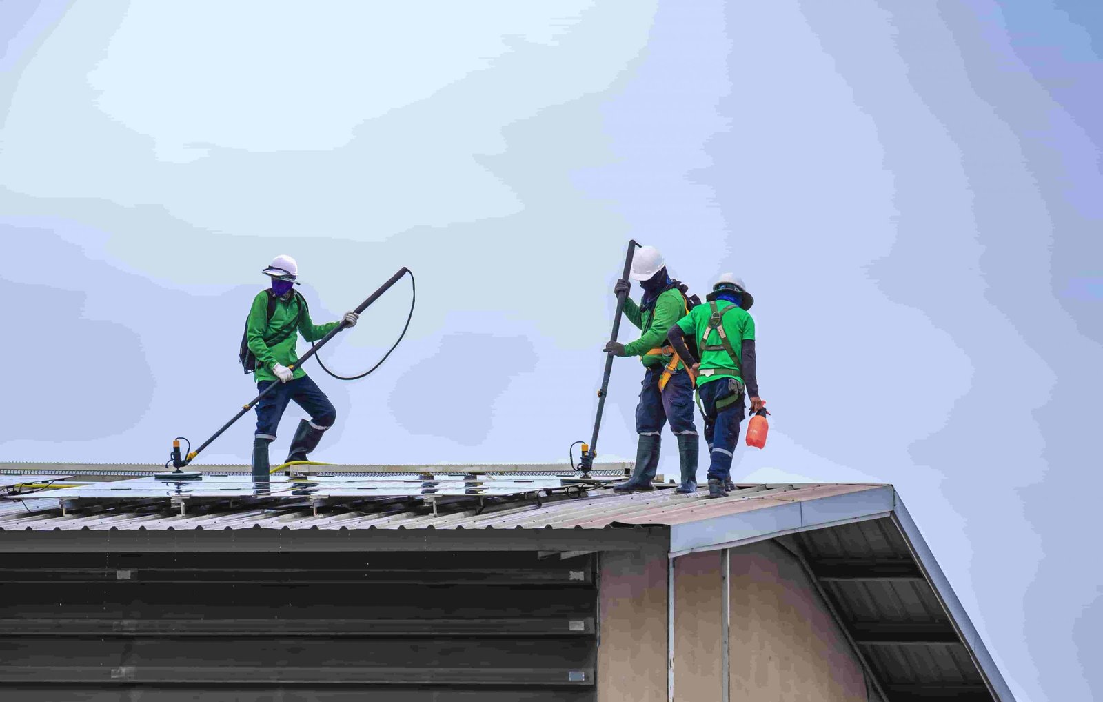 everest team professional-cleaning-service-workers
