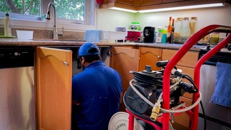 fall plumbing tips for homeowners