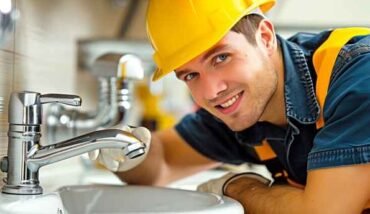 Plumber in Toronto