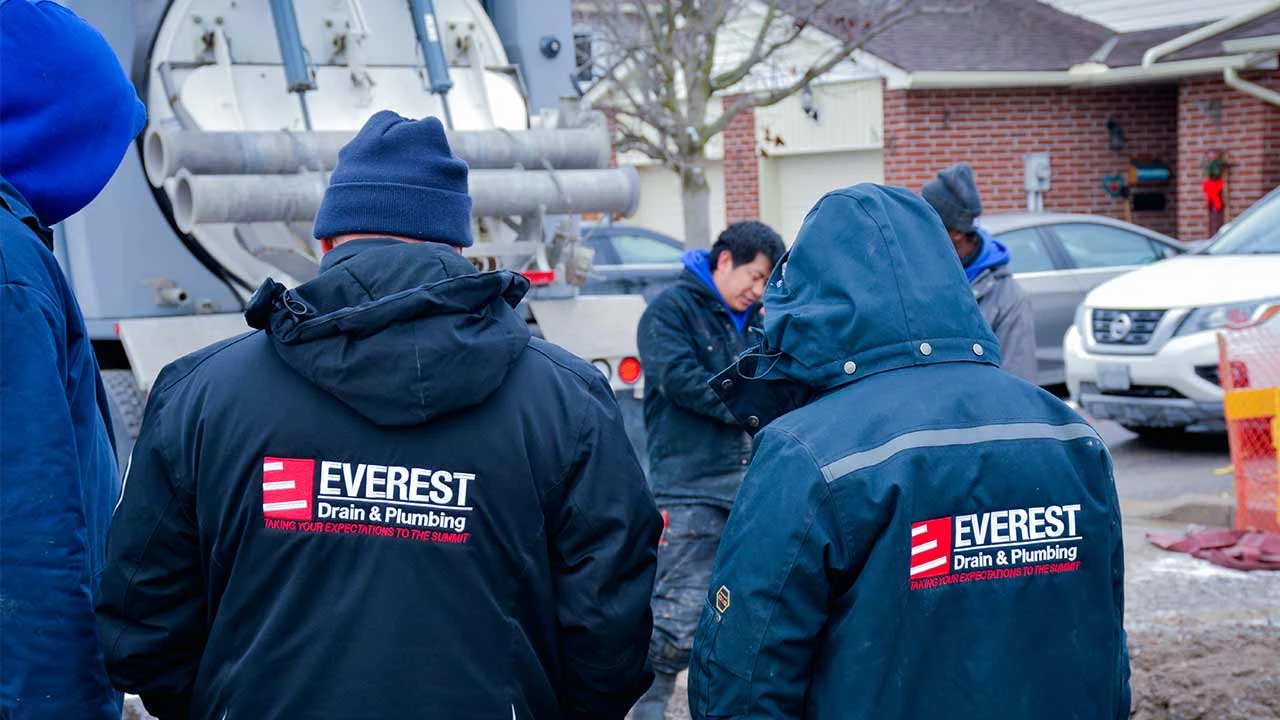 licensed plumber working in ajax