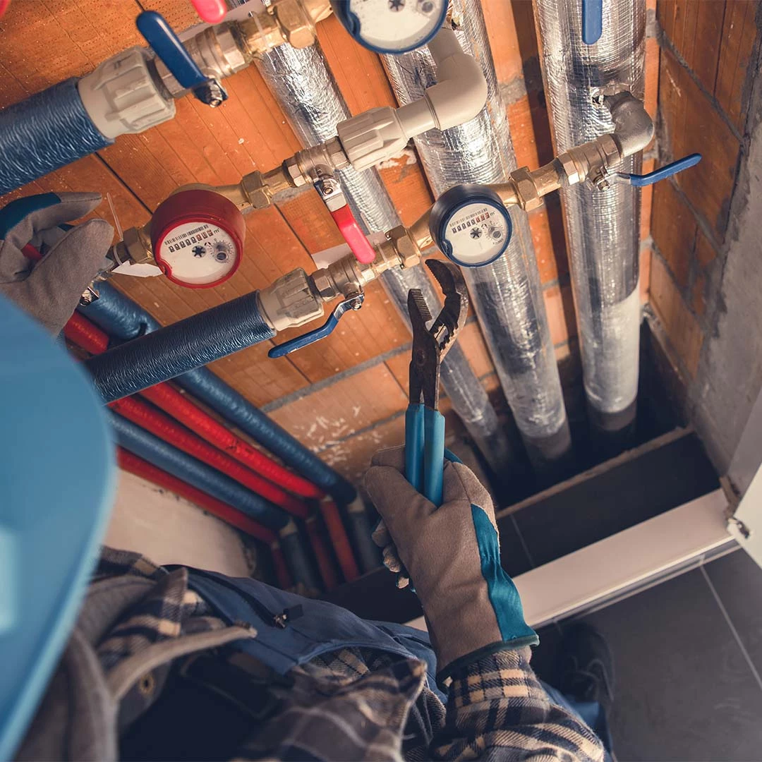 water heater leaks